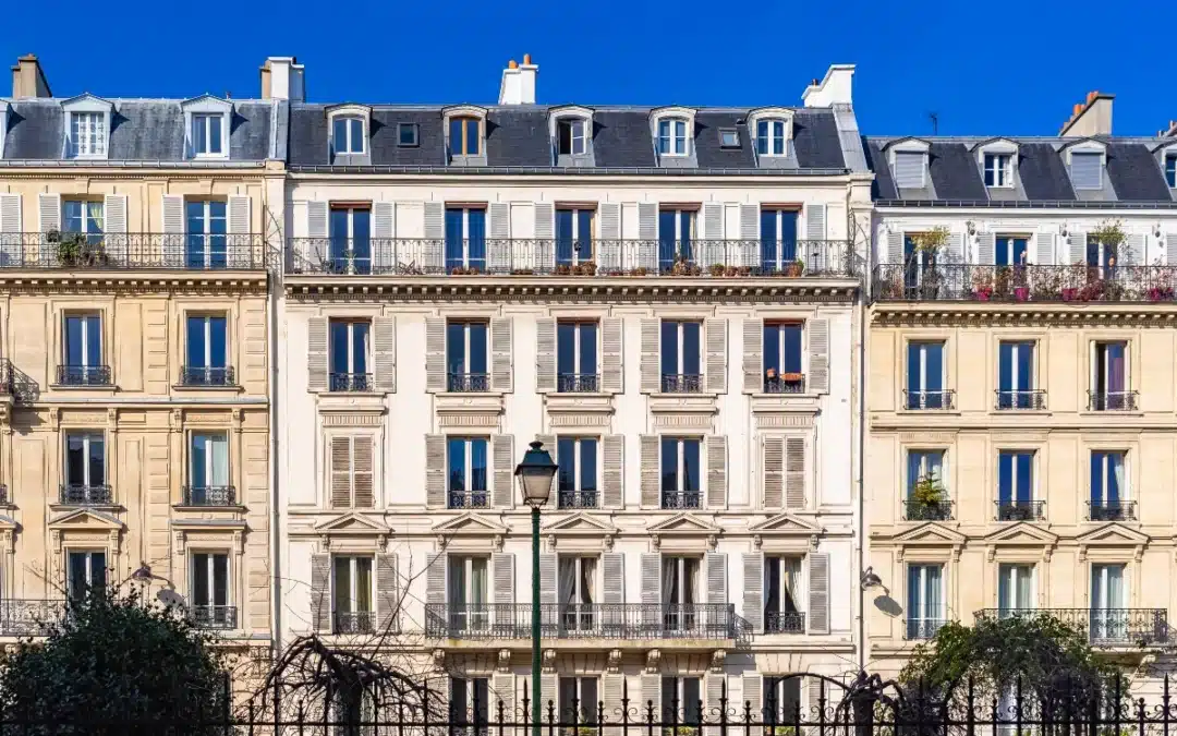 Déficit foncier et zone tendue : quelles différences pour les investisseurs ?